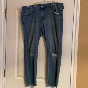 ANA cropped distressed jean.